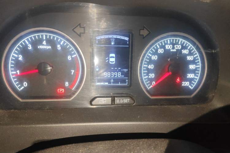 Used FORTHING Joyear X3 2015 1.5L Deluxe Model Odometer Close Up