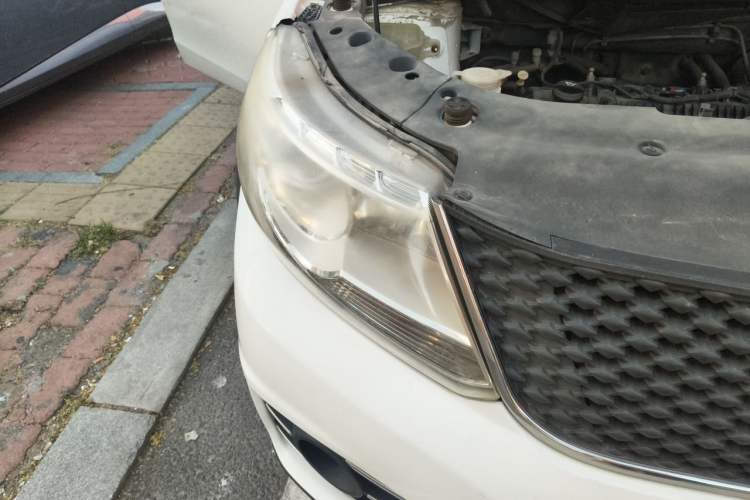 Used FORTHING Joyear X3 2015 1.5L Comfort Model Right Front Headlight
