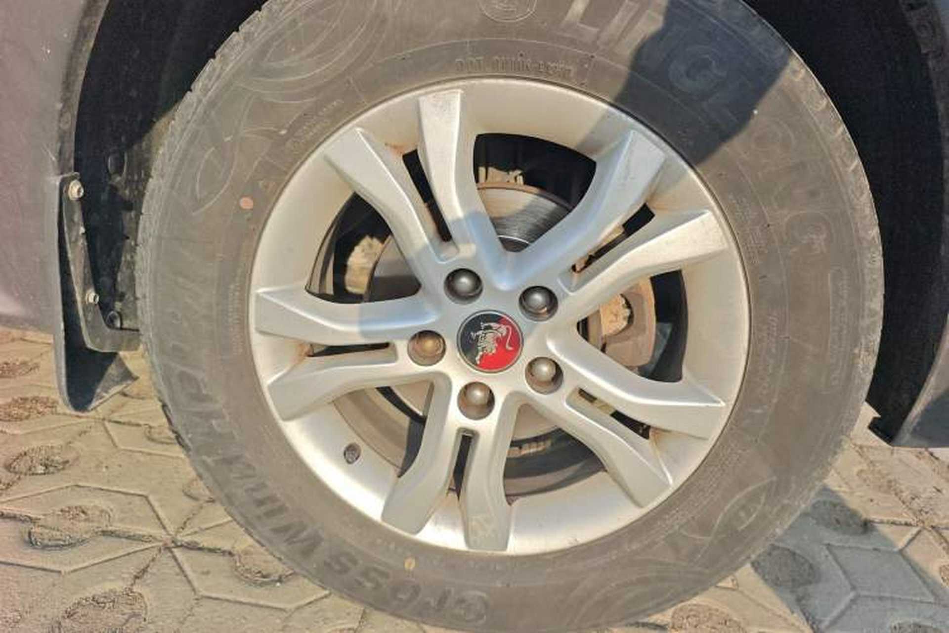 Used FORTHING Joyear X3 2015 1.5L Comfort Model Right Front Wheel Hub