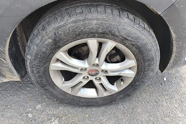 Used FORTHING Joyear X3 2015 1.5L Luxury Model Right Front Wheel Hub
