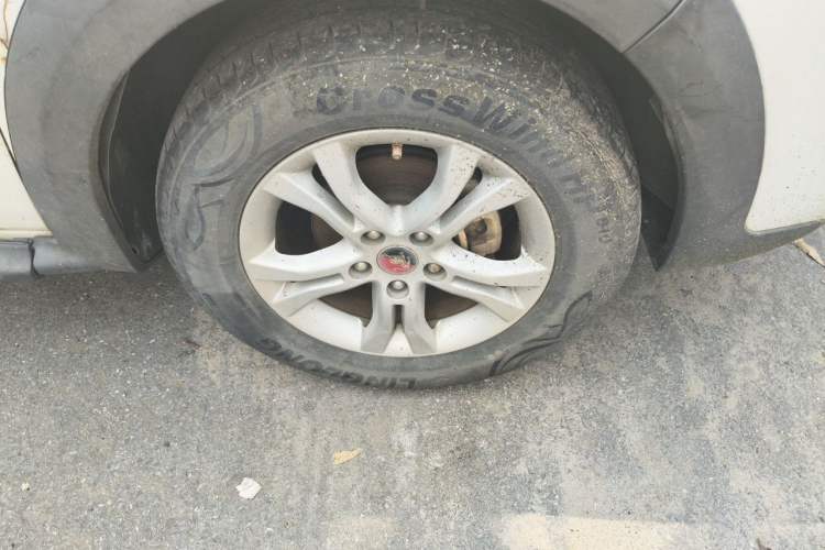 Used FORTHING Joyear X3 2015 1.5L Comfort Model Right Front Wheel Hub