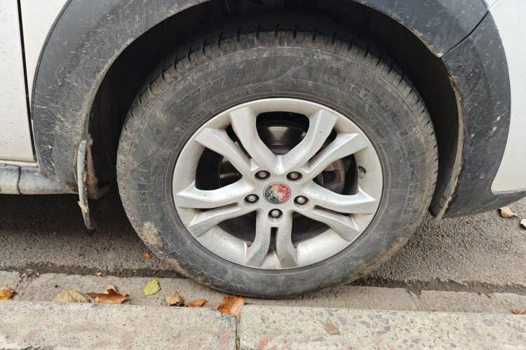Used FORTHING Joyear X3 2015 1.5L Deluxe Model Right Front Wheel Hub