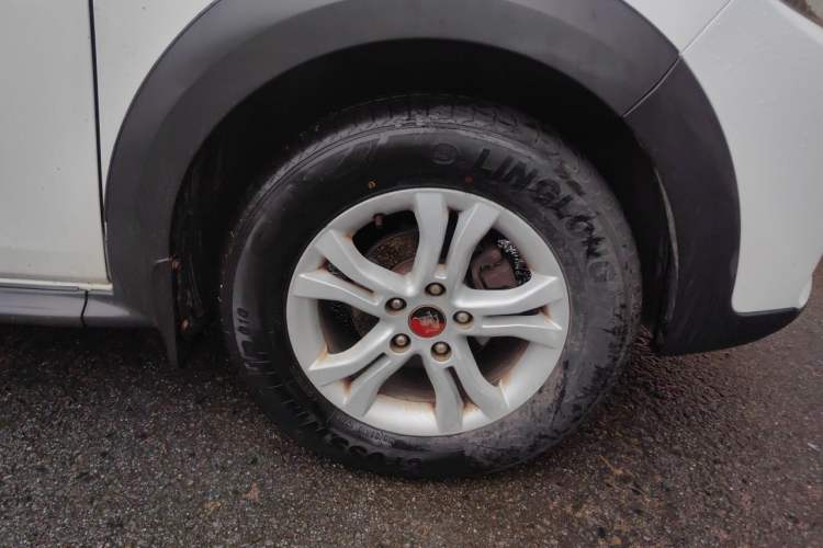Used FORTHING Joyear X3 2015 1.5L Luxury Model Right Front Wheel Hub