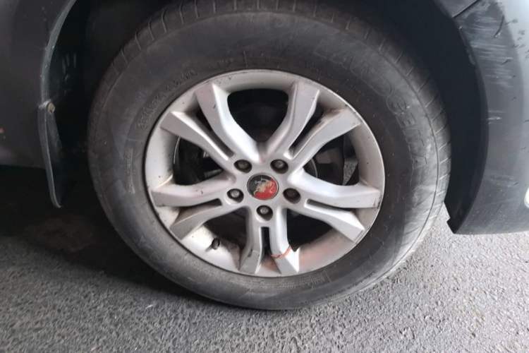 Used FORTHING Joyear X3 2015 1.5L Comfort Model Right Front Wheel Hub