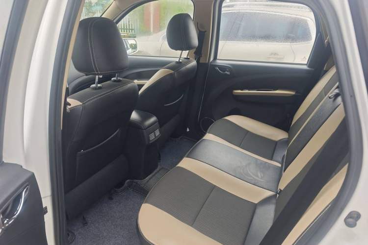 Used FORTHING Joyear X3 2015 1.5L Comfort Model Roof