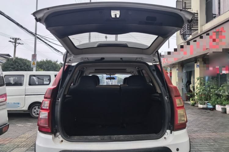 Used FORTHING Joyear X3 2015 1.5L Luxury Model Trunk