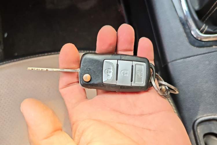 Used FORTHING Joyear X3 2015 1.5L Luxury Model Vehicle Key