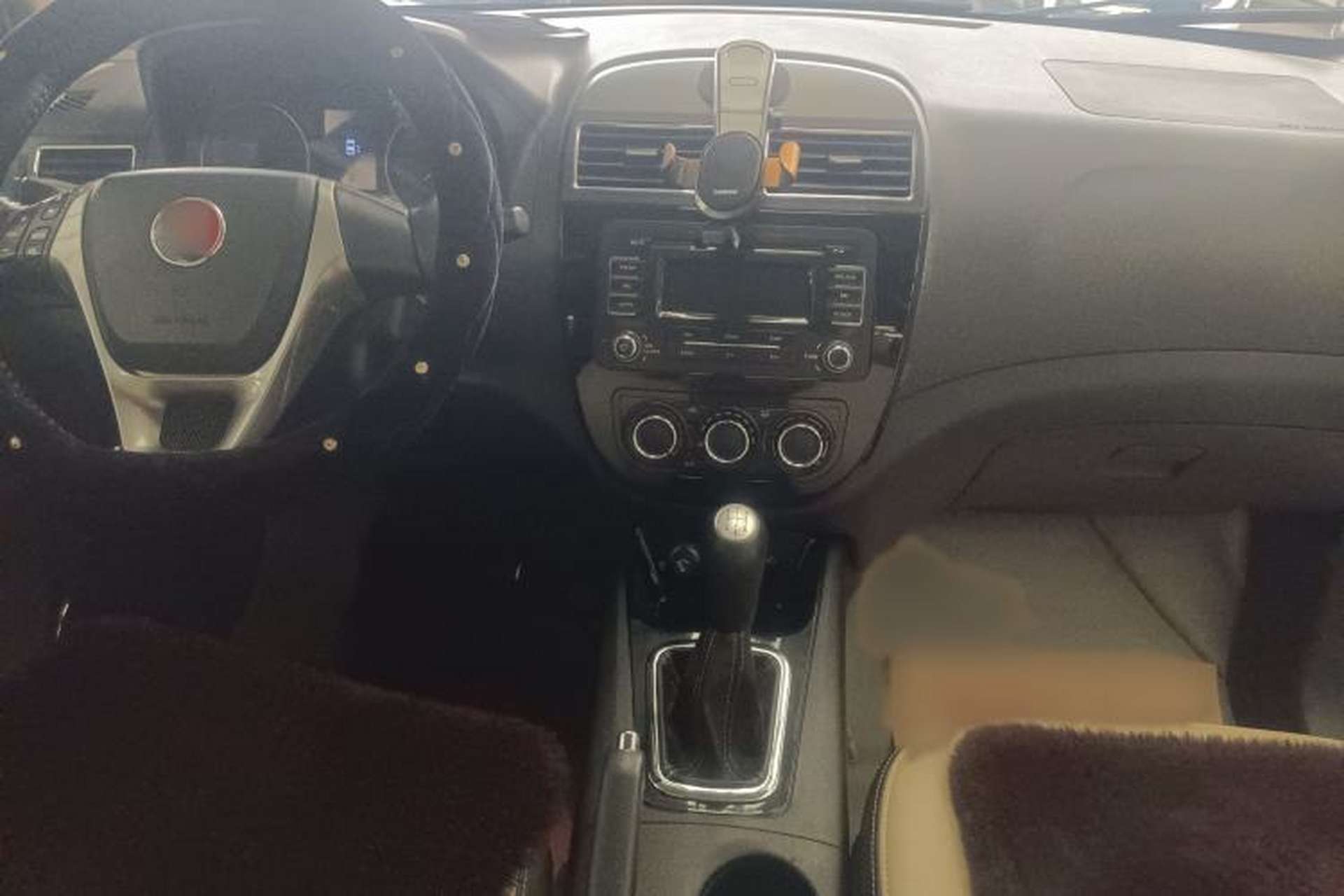 Used FORTHING Joyear X3 2015 1.5L Luxury Model Audio And AC Panel