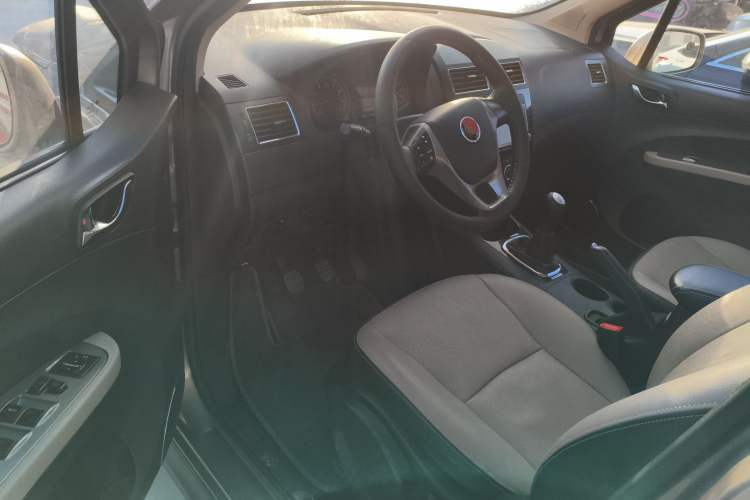Used FORTHING Joyear X3 2015 1.5L Luxury Model Driver Seat