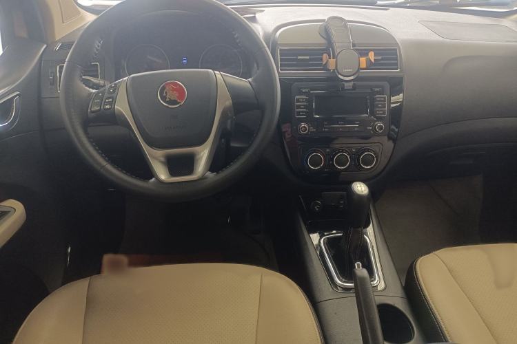 Used FORTHING Joyear X3 2015 1.5L Luxury Model Interior 1