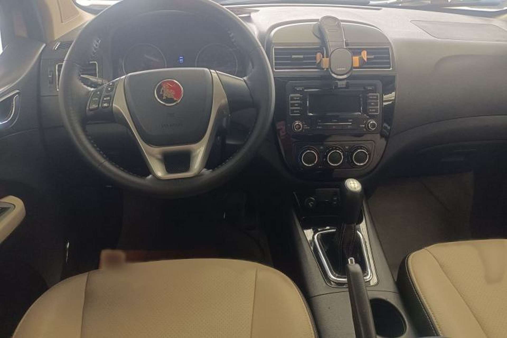 Used FORTHING Joyear X3 2015 1.5L Luxury Model Interior 1