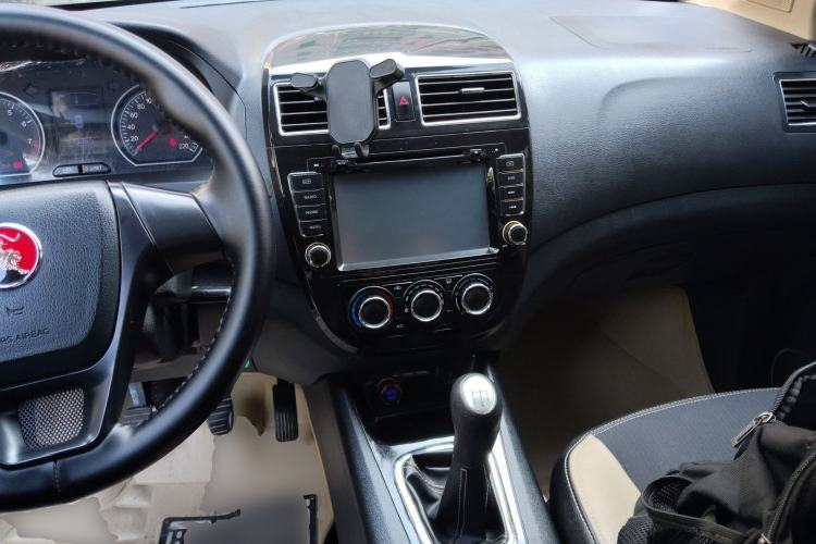 Used FORTHING Joyear X3 2015 1.5L Comfort Model Interior 2