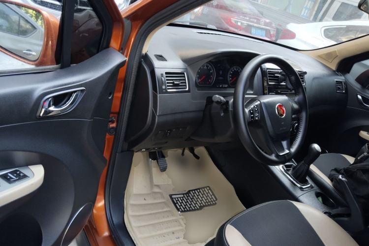 Used FORTHING Joyear X3 2015 1.5L Comfort Model Interior 3