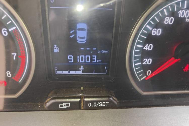 Used FORTHING Joyear X3 2015 1.5L Luxury Model Odometer Close Up