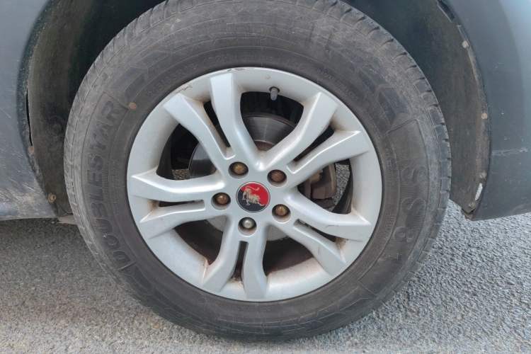 Used FORTHING Joyear X3 2015 1.5L Comfort Model Right Front Wheel Hub