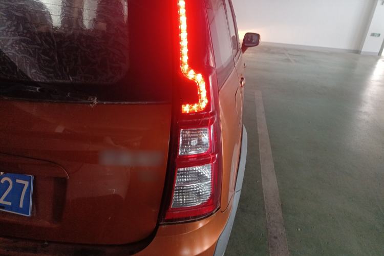 Used FORTHING Joyear X3 2015 1.5L Luxury Model Right Rear Taillight