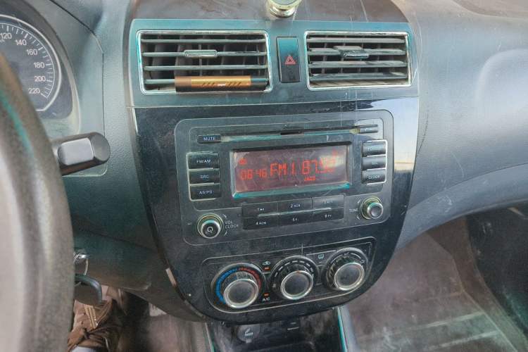 Used FORTHING Joyear X3 2016 1.5L Comfort Model Audio And AC Panel