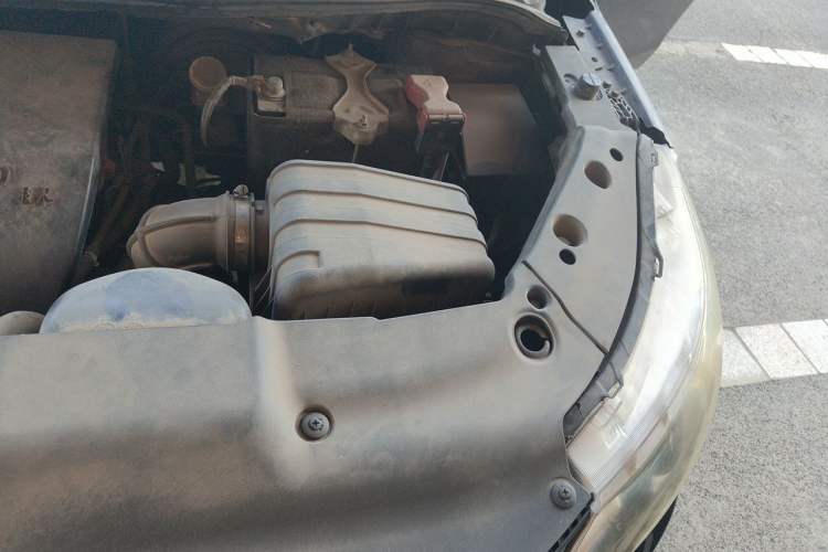 Used FORTHING Joyear X3 2016 1.5L Comfort Model Engine Bay Left
