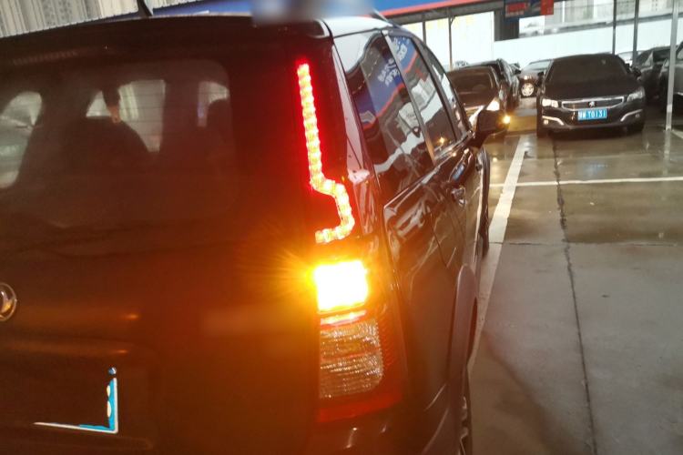 Used FORTHING Joyear X3 2016 1.5L Luxury Model Exterior 3