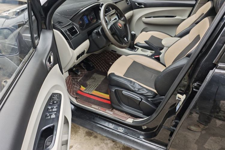 Used FORTHING Joyear X3 2016 1.5L Comfort Model Interior 1