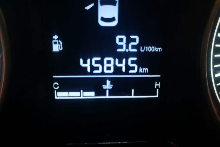 Used FORTHING Joyear X3 2016 1.5L Comfort Model Odometer Close Up