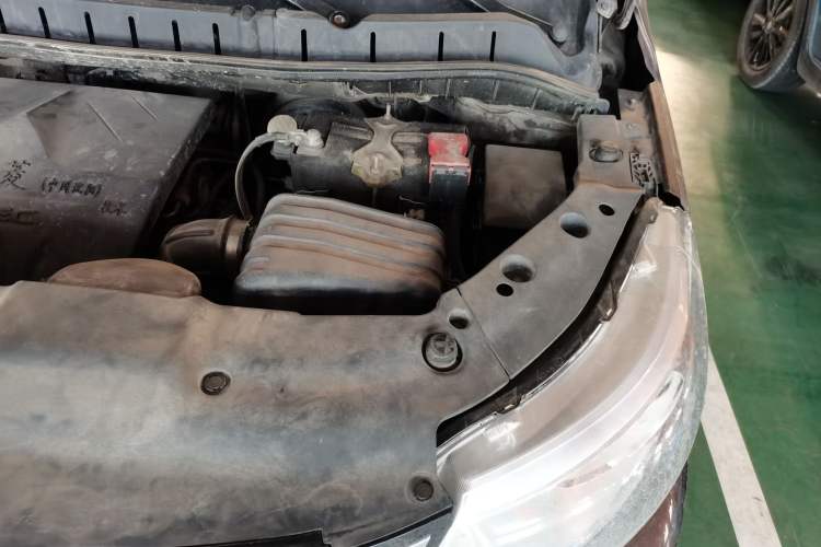 Used FORTHING Joyear X3 2016 1.5L Comfort Model Engine Bay Left