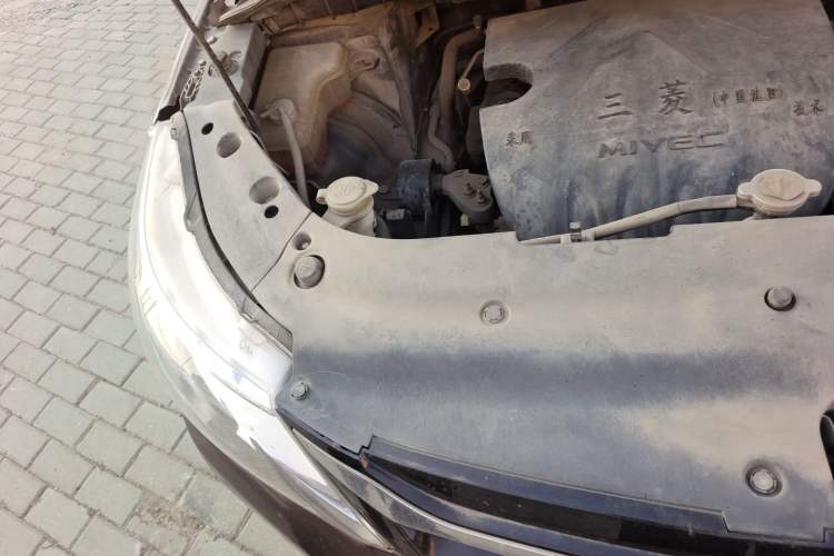 Used FORTHING Joyear X3 2016 1.5L Luxury Model Engine Bay Right