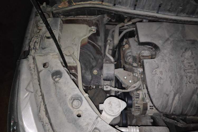 Used FORTHING Joyear X3 2016 1.5L Luxury Model Engine Bay Right