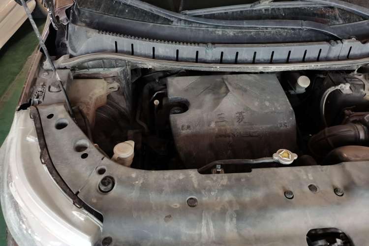 Used FORTHING Joyear X3 2016 1.5L Comfort Model Engine Bay Right