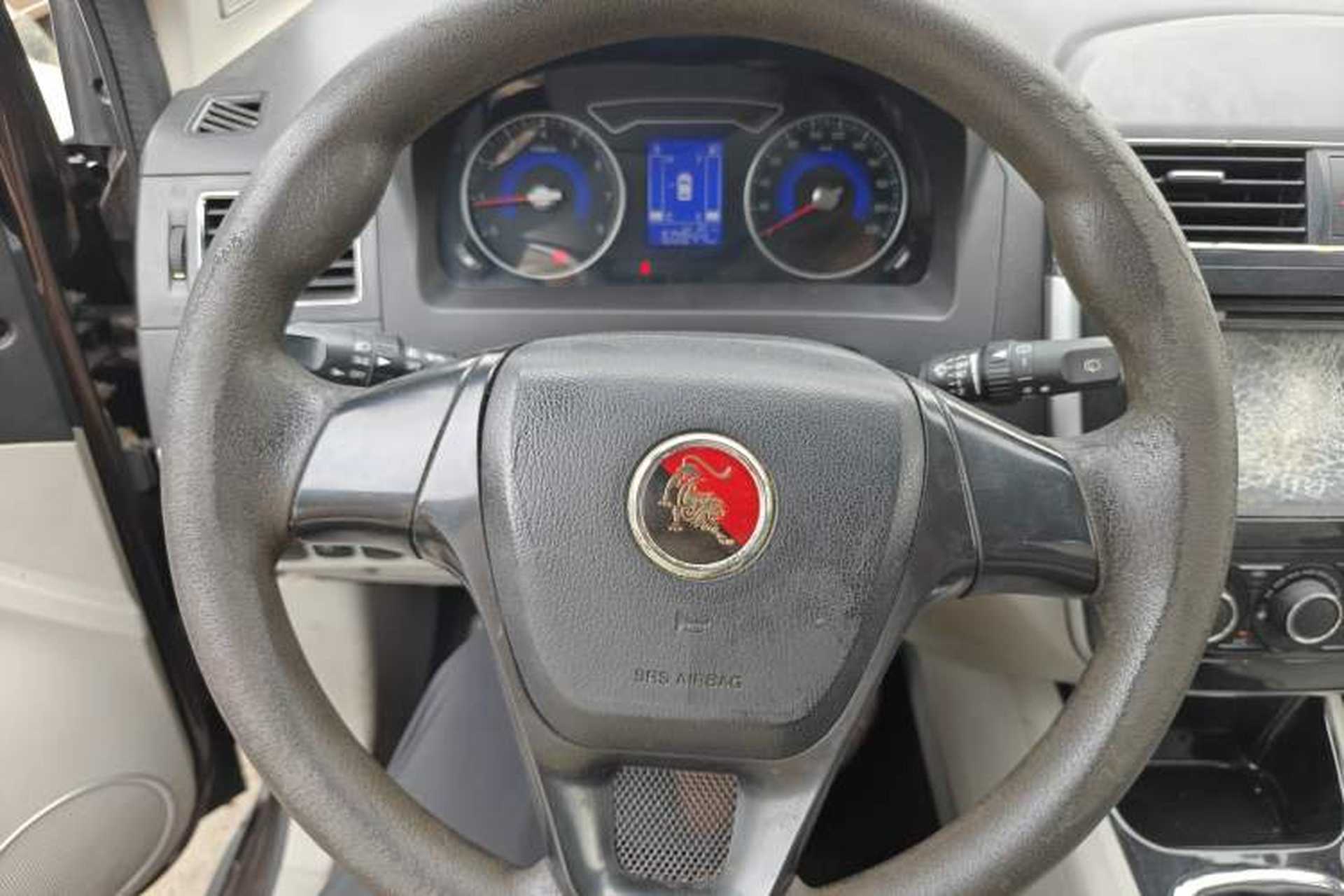Used FORTHING Joyear X3 2016 1.5L Comfort Model Interior 1