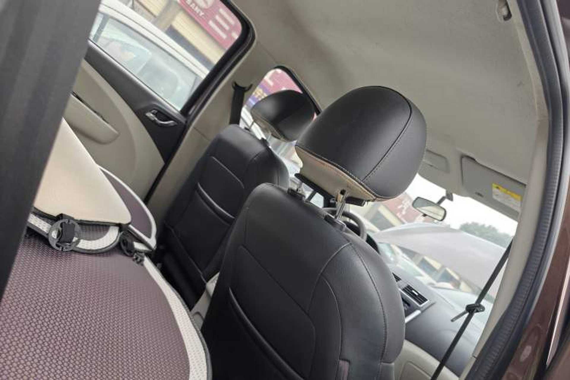 Used FORTHING Joyear X3 2016 1.5L Comfort Model Interior 5