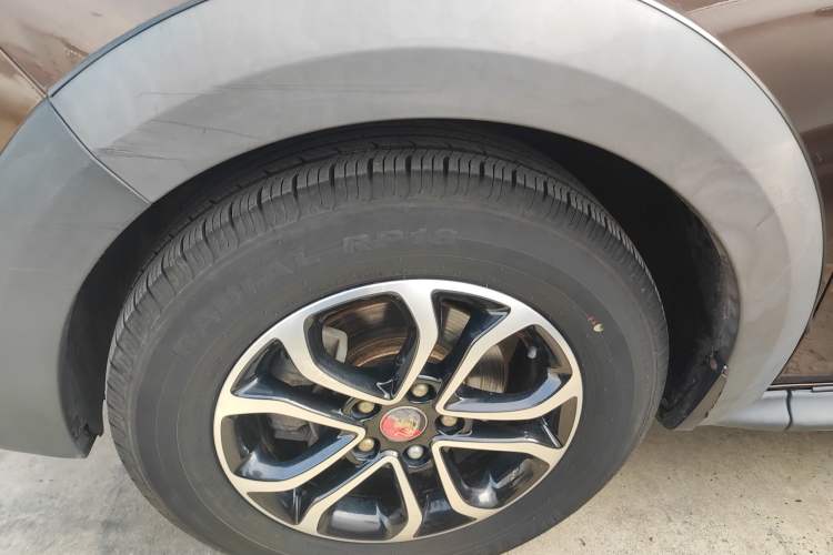 Used FORTHING Joyear X3 2016 1.5L Comfort Model Left Front Wheel Hub