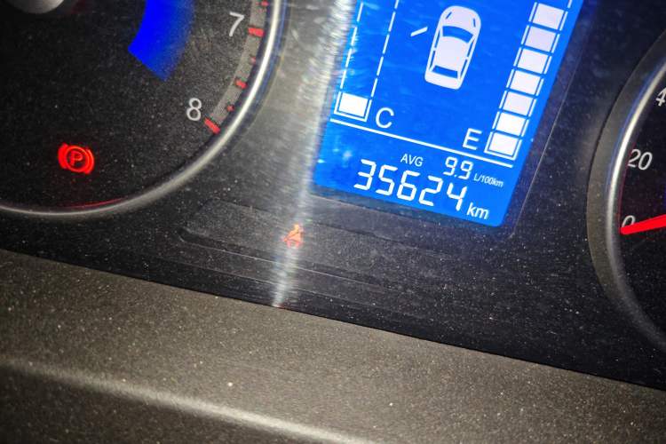 Used FORTHING Joyear X3 2016 1.5L Luxury Model Odometer Close Up