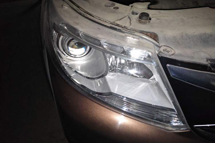Used FORTHING Joyear X3 2016 1.5L Luxury Model Right Front Headlight