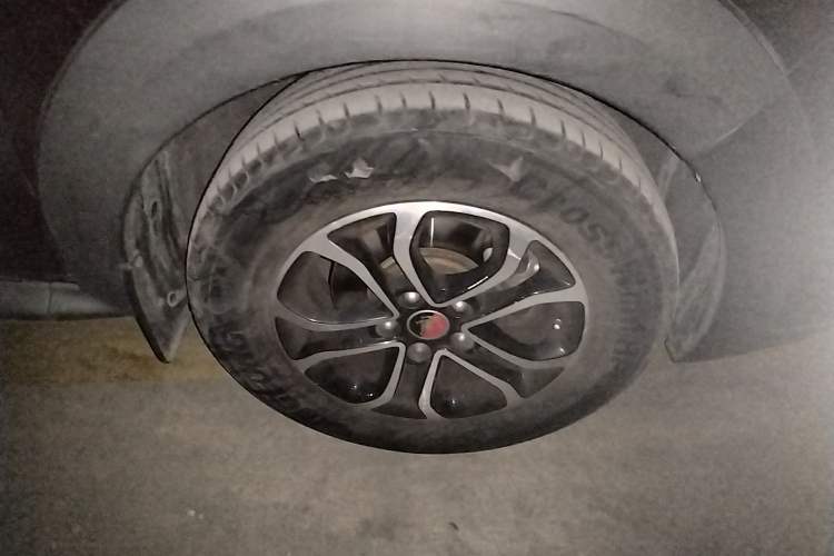 Used FORTHING Joyear X3 2016 1.5L Luxury Model Right Front Wheel Hub