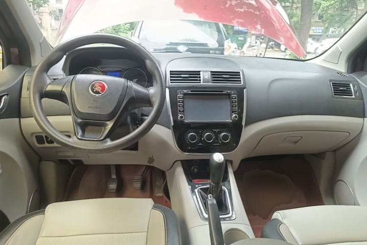 Used FORTHING Joyear X3 2016 1.5L Comfort Model Center Console