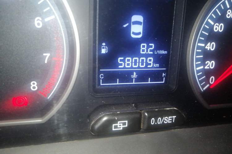 Used FORTHING Joyear X3 2016 1.5L Comfort Model Odometer Close Up