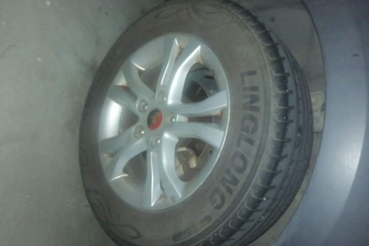 Used FORTHING Joyear X3 2016 1.5L Comfort Model Right Front Wheel Hub