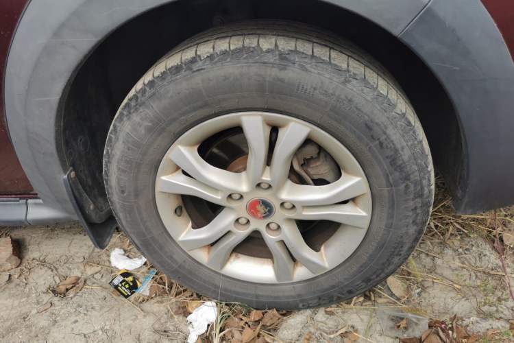Used FORTHING Joyear X3 2016 1.5L Comfort Model Right Front Wheel Hub