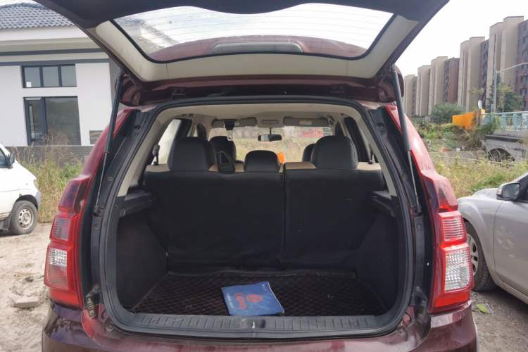 Used FORTHING Joyear X3 2016 1.5L Comfort Model Trunk