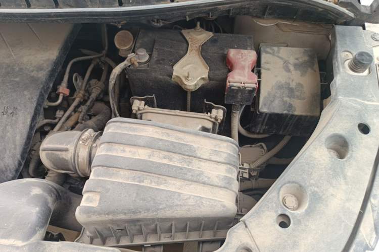 Used FORTHING Joyear X3 2016 1.5L Luxury Model Engine Bay Left