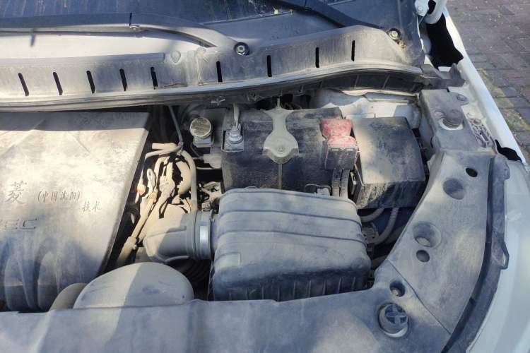 Used FORTHING Joyear X3 2016 1.5L Comfort Model Engine Bay Left