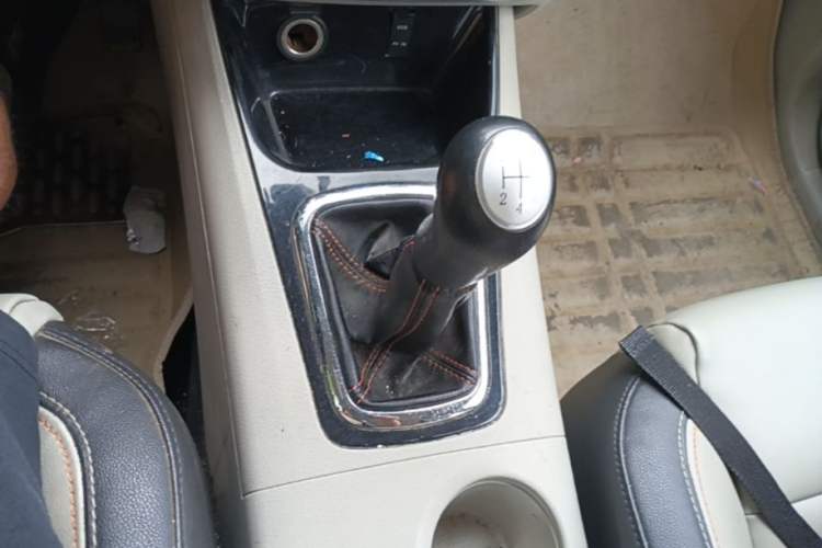 Used FORTHING Joyear X3 2016 1.5L Luxury Model Gear Lever