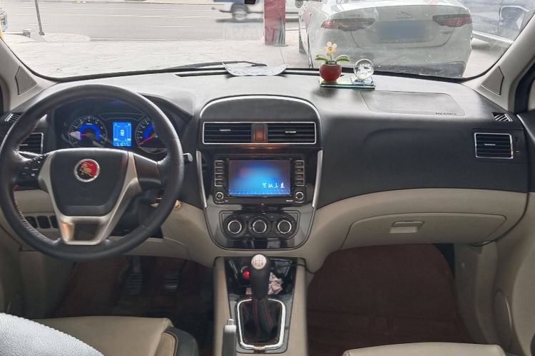 Used FORTHING Joyear X3 2016 1.5L Luxury Model Interior 1
