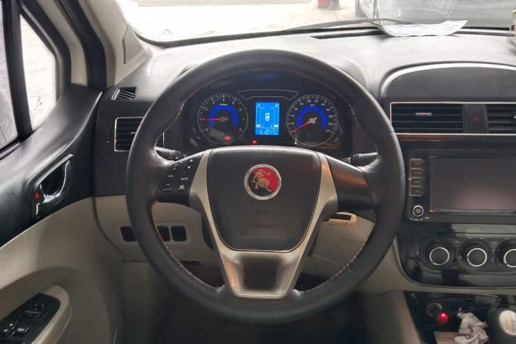 Used FORTHING Joyear X3 2016 1.5L Luxury Model Interior 2