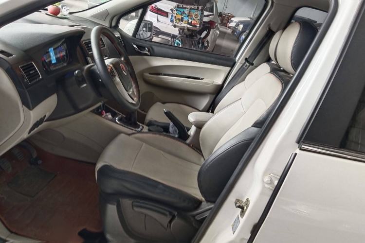 Used FORTHING Joyear X3 2016 1.5L Luxury Model Interior 5