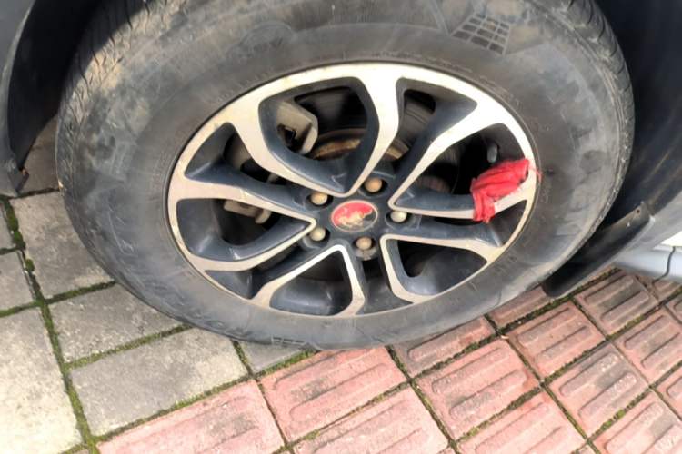 Used FORTHING Joyear X3 2016 1.5L Luxury Model Left Front Wheel Hub