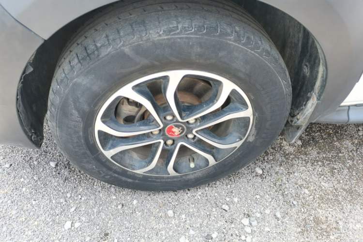 Used FORTHING Joyear X3 2016 1.5L Comfort Model Left Front Wheel Hub