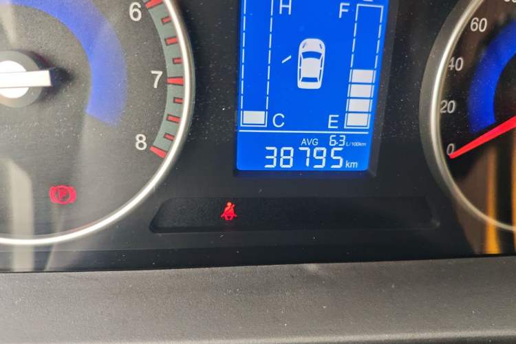 Used FORTHING Joyear X3 2016 1.5L Comfort Model Odometer Close Up