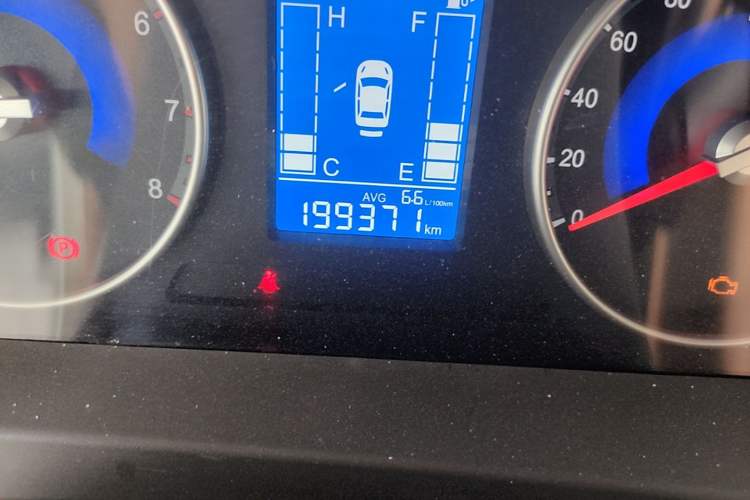 Used FORTHING Joyear X3 2016 1.5L Comfort Model Odometer Close Up